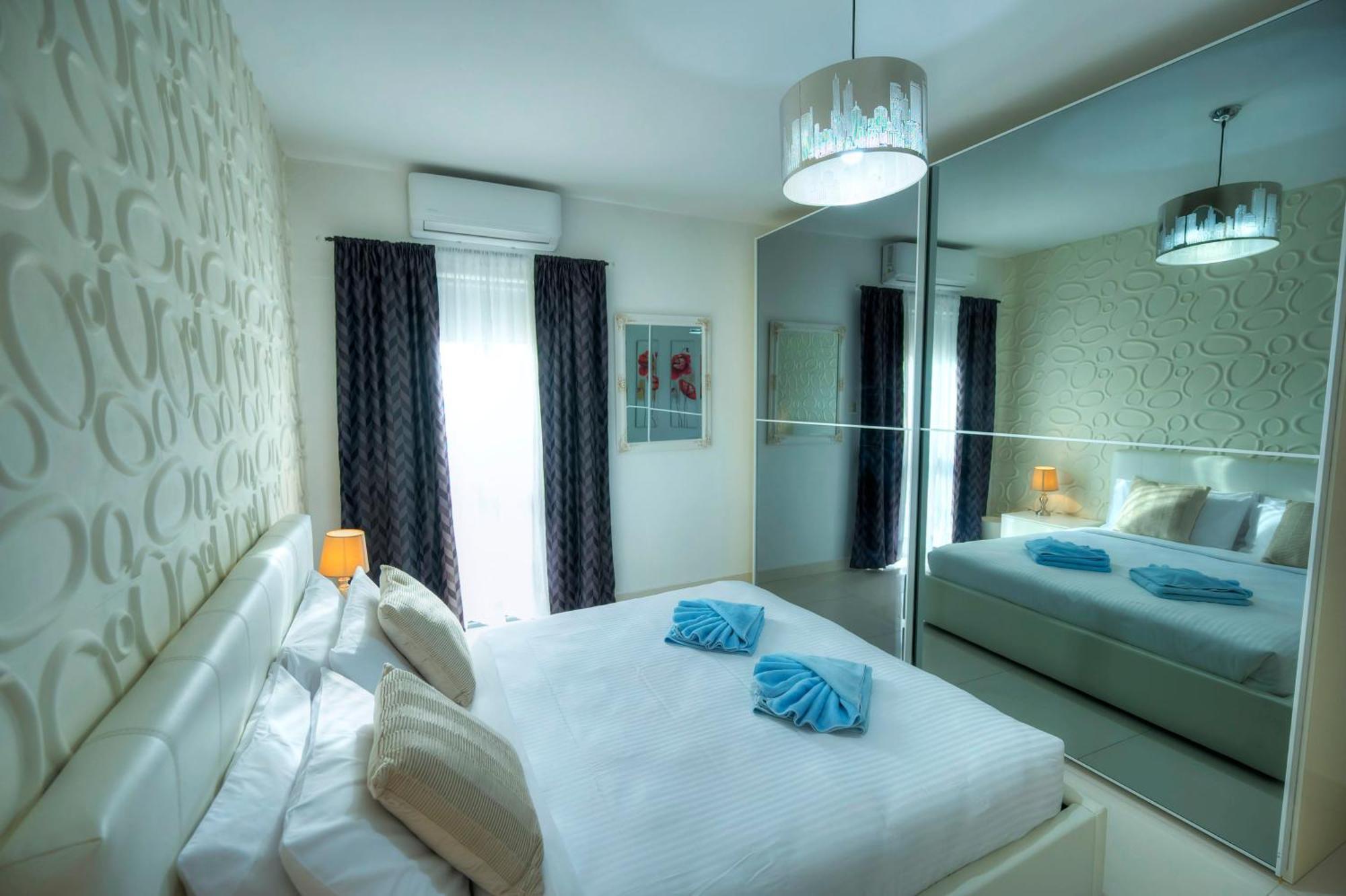 Apartment Modern, Large 3bedroom, Spectacular Views Goslm-9 *